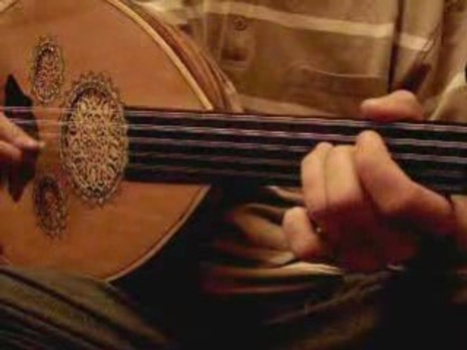 Om Kalthoum Song on OUD أغنية أم كلثوم  بعيد عنك على العود