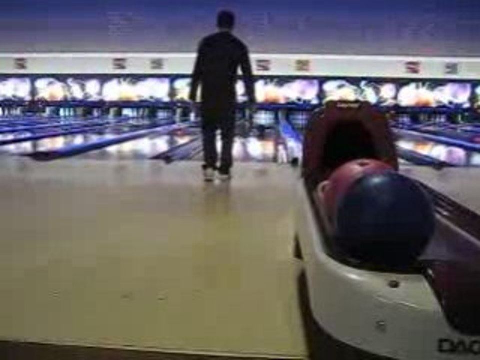 Bowwwwwwling.