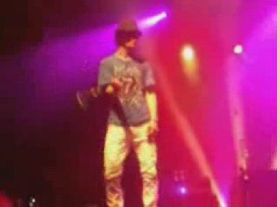 Sexy flexi Jo  yeaah ^^