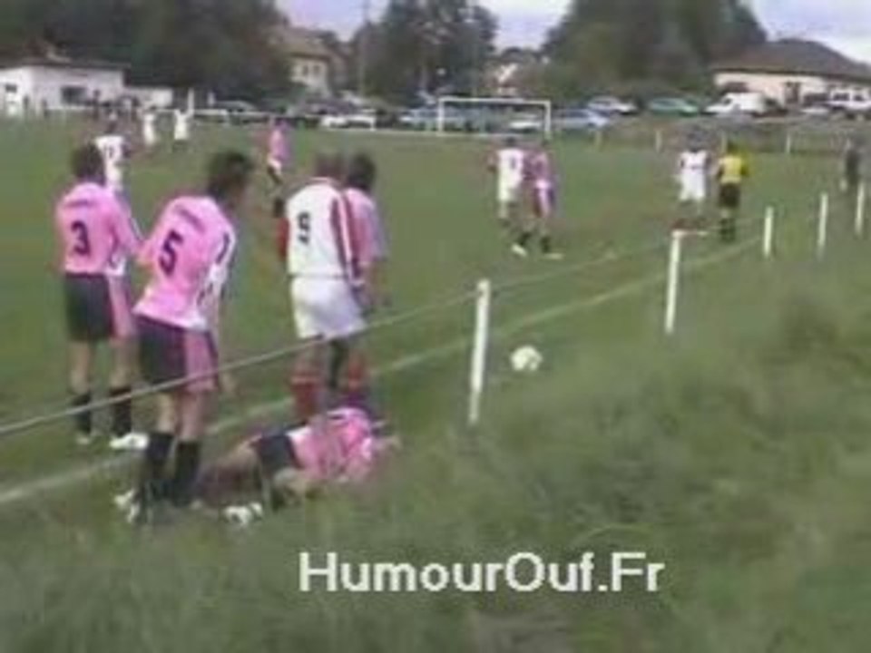 tacle d'assasin foot