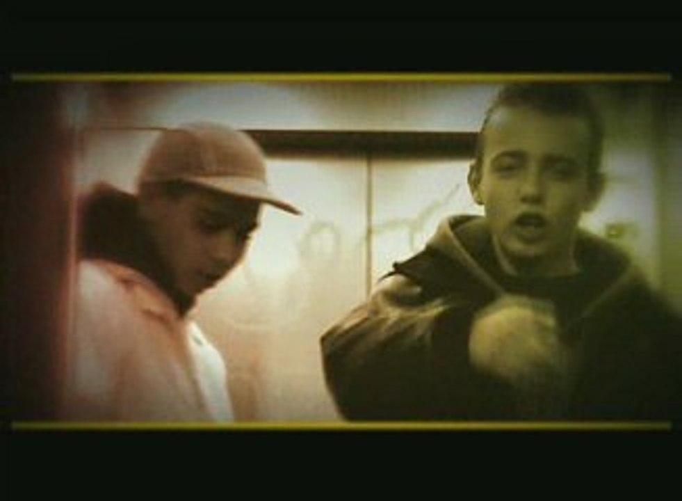 KP YA2S - En Attendant (CLIP SILVESTRE STALLONE)