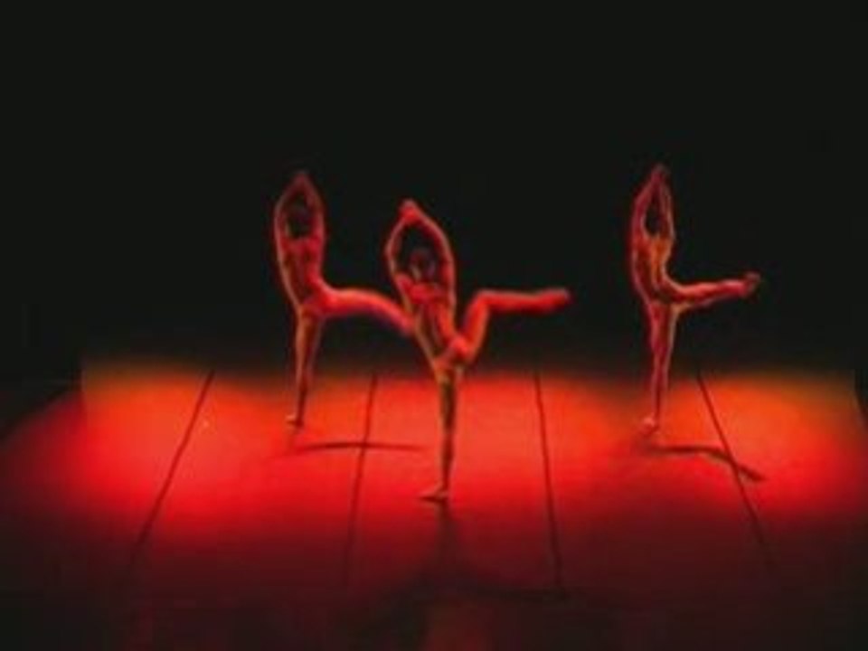 Ballet-ex presenta "Ferro e fuoco"