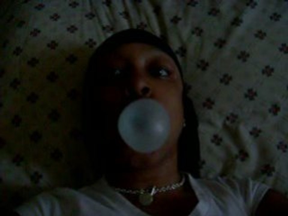 Diz Bumble Gum Iz Bomb Video LMAO