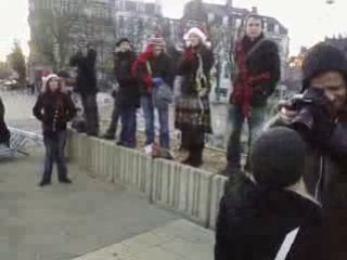 V27-12-08_16.04