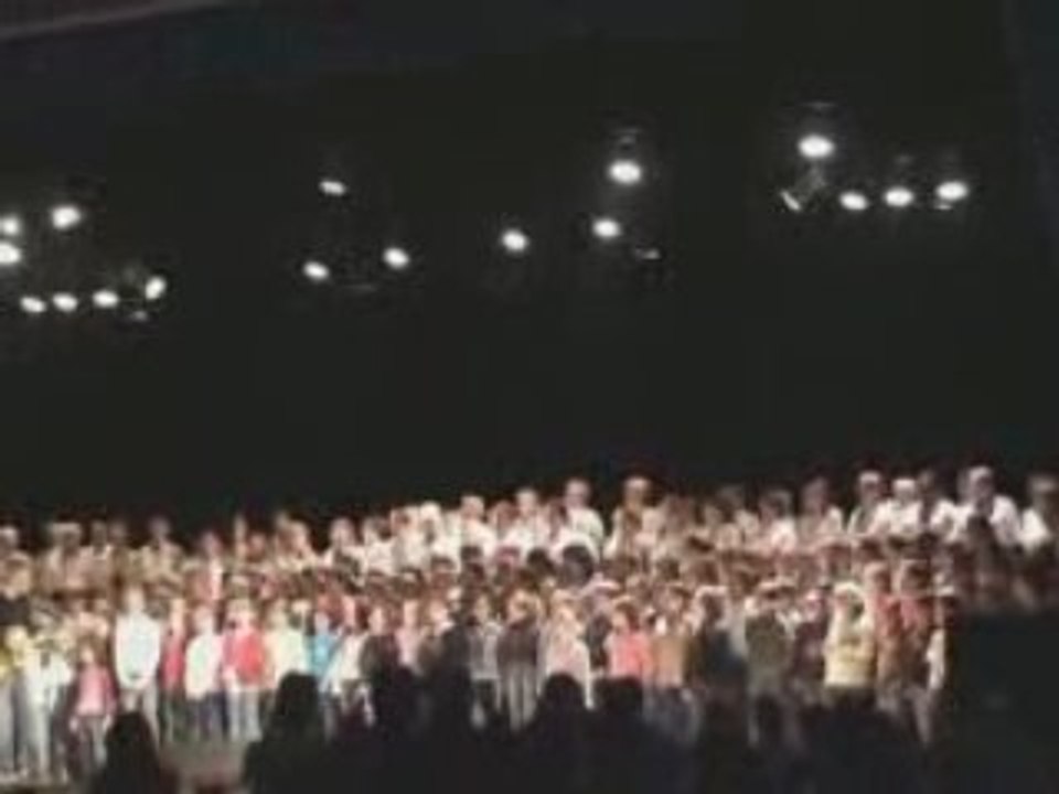 Yves Duteil Association APRES prendre un enfant concert Gien