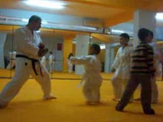 ANAMUR ATUS SPOR MERKEZİ KARATE ÇALIŞMASI