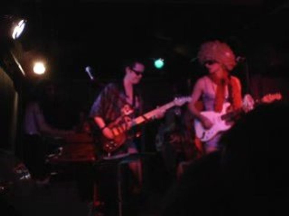 Mister Tchang and the Texassluts - 13 12 08 - 01