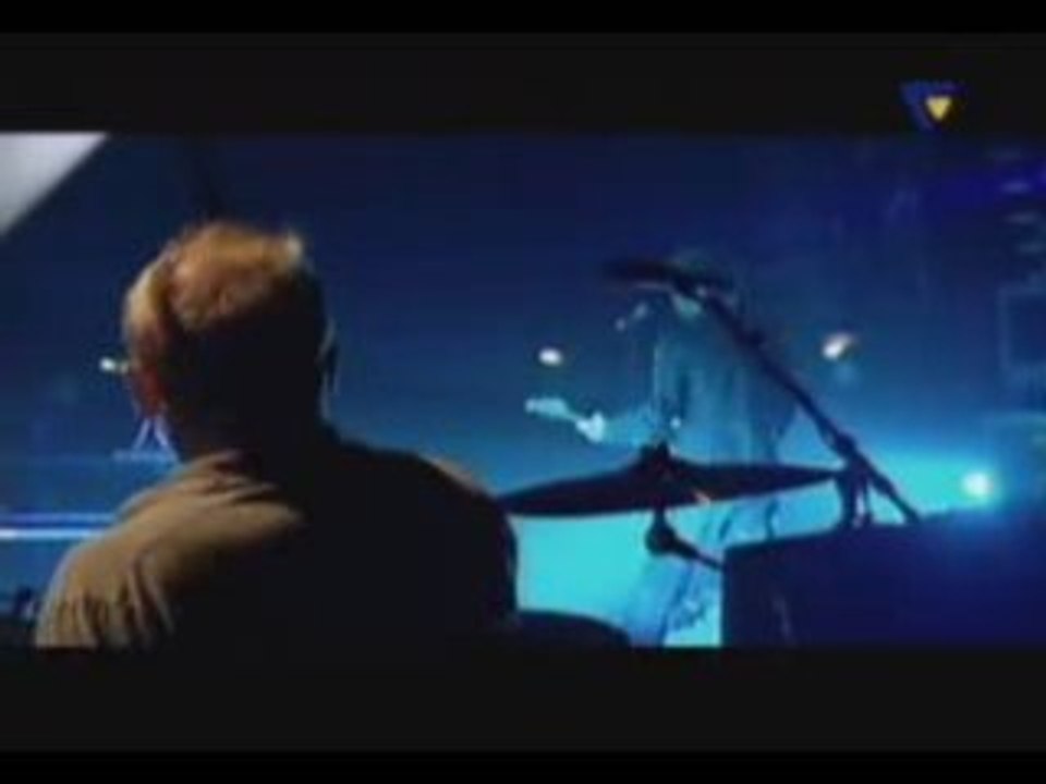 Coldplay - God Put A Smile Upon Your Face Live 2003