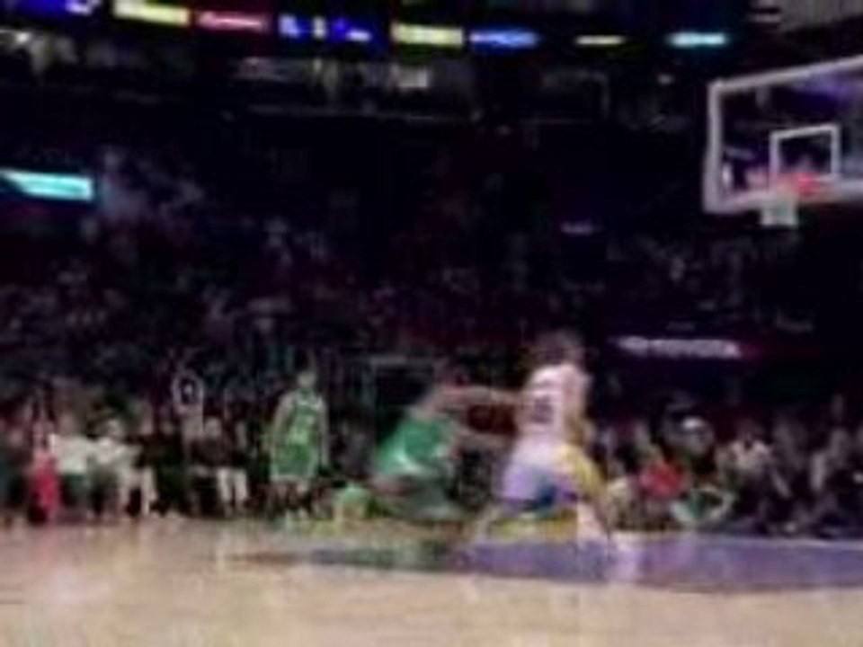 Sasha Vujacic against the Celtics.