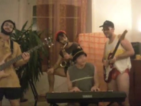 Clip de touchez pas à la mer