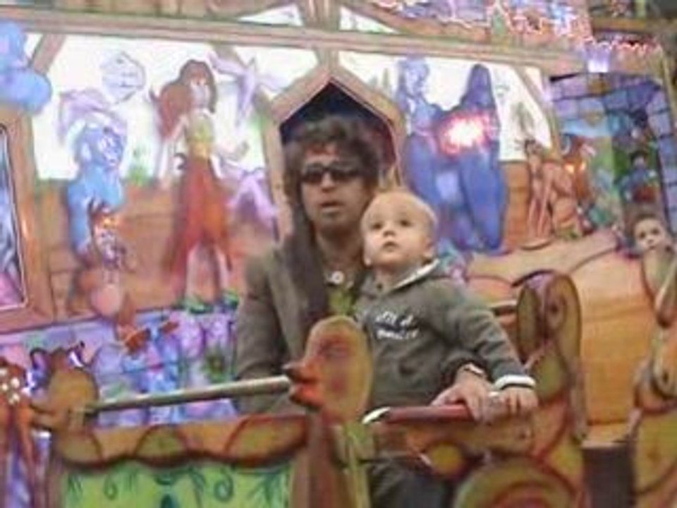 En place dans le petit train!