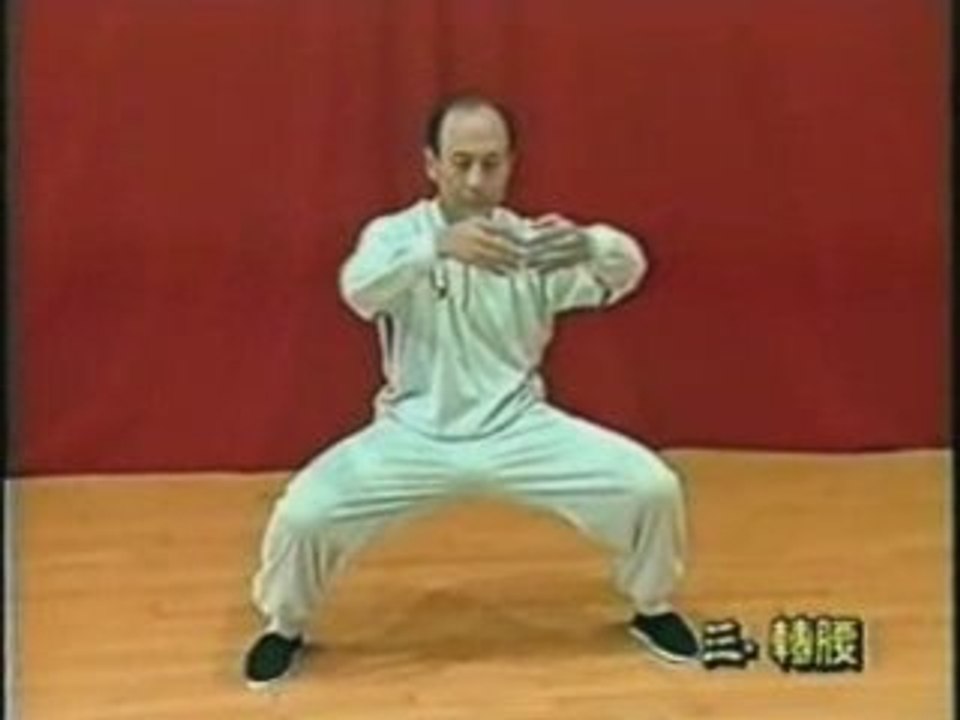 Taiji Échauffement par Me Deng Shi Hai - Partie II