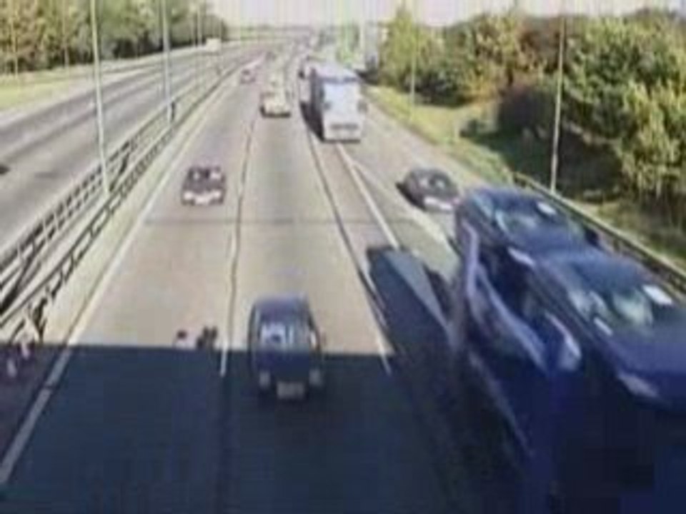 Calls for "speed limiting devices" to be fitted to cars