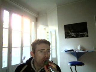 Wiwi égratigne "Belle histoire"