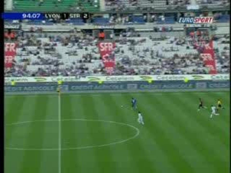 Lyon 1 - 3 Strasbourg