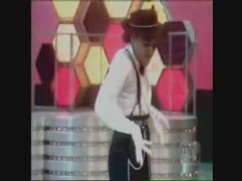 Soul Train Funky Dancers 04