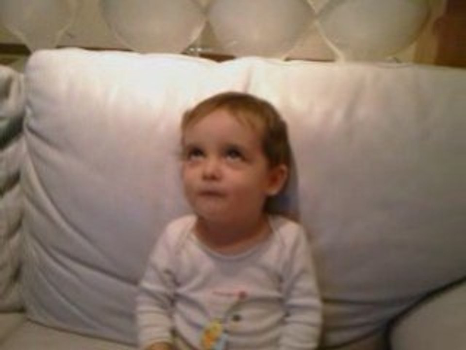 Max danse et nous fait bien rire