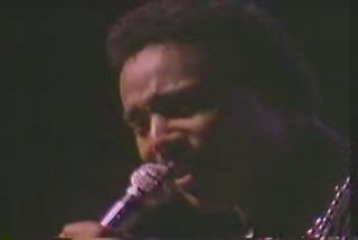 George Benson &   Earl Klugh .Living Inside Your Love [Live]