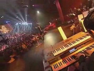 Askin Nur Yengi Serserim