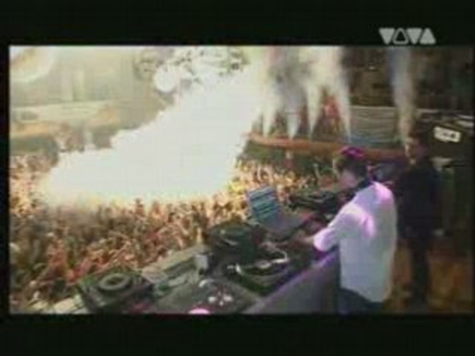 Paul Van Dyk - Live At Cream Amnesia 2005 Ibiza