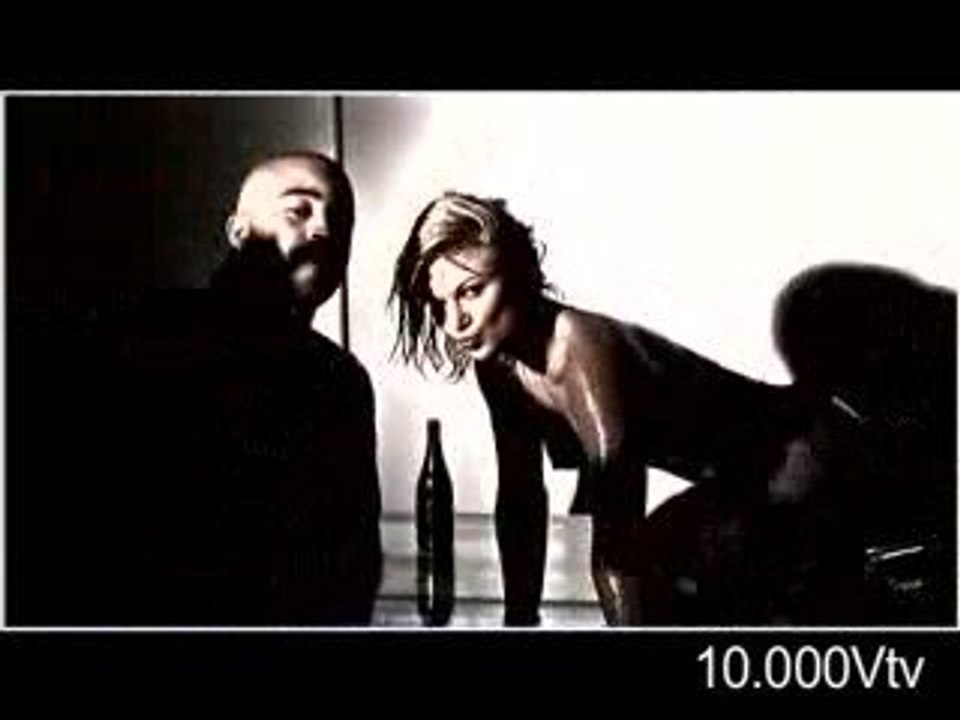 Arc-en-ciel clip Nicky Hollywood 10.000 Vickers records