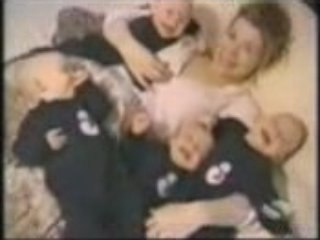 4 bebe qui rigole