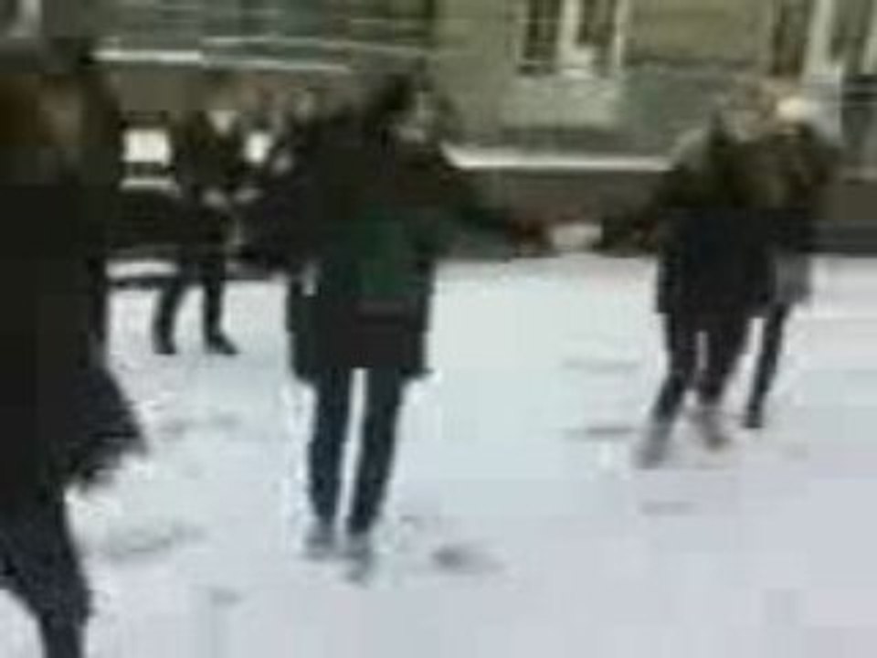 Sous la neige-glissade