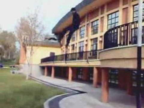 Mustafa Dogan-parkour and Freerun Trailer 2009