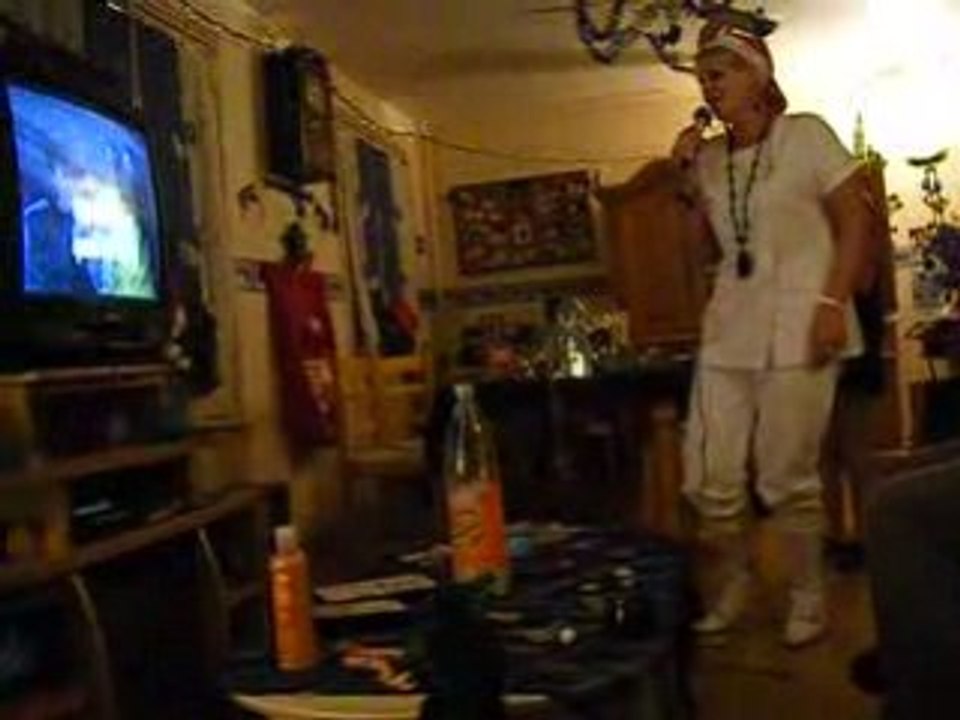 Elle a fait un bebe tte seule