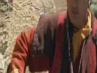 Himalaya Bir Şefin Çocukluğu (2000) (www.fragmans.com)