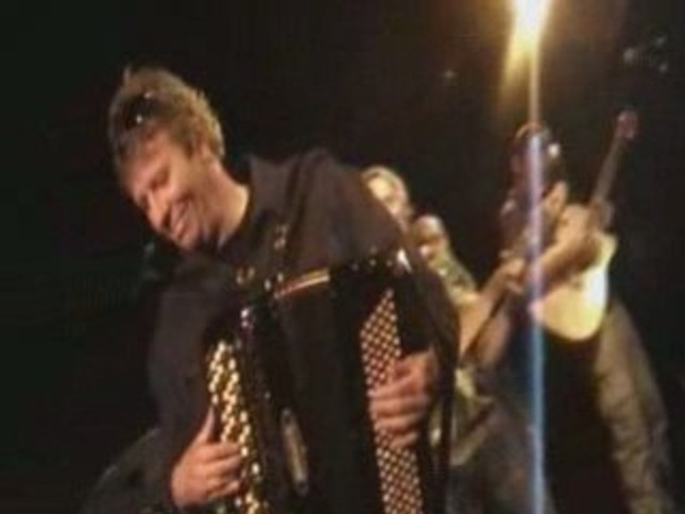 N importe quoi (live) de Max Marguerite