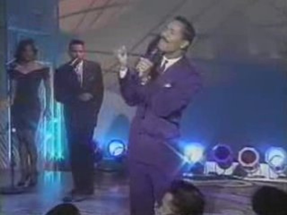 Keith Washington  Kissing You