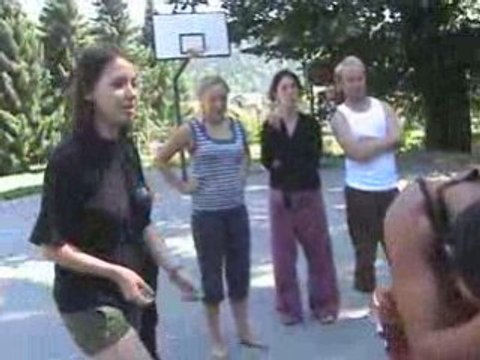 Theatre exercise - Machines + Freeze