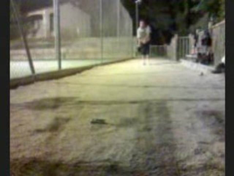 Portable + petanque = crac