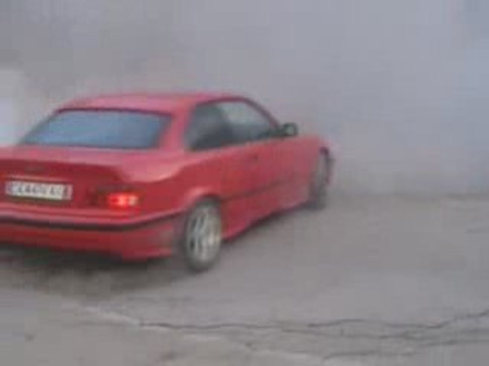 Bmw 320 Burn out in bg