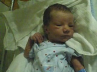 quentin à la maternité...