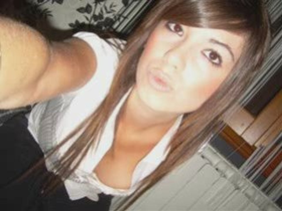 la harissa menina bonita