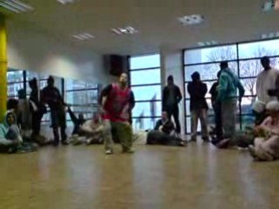 Chamale ( Tendance Crew ) Vs Philipe