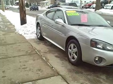 #8187 2008 Pontiac Grand Prix 26k $14995 Dekalb Illinois
