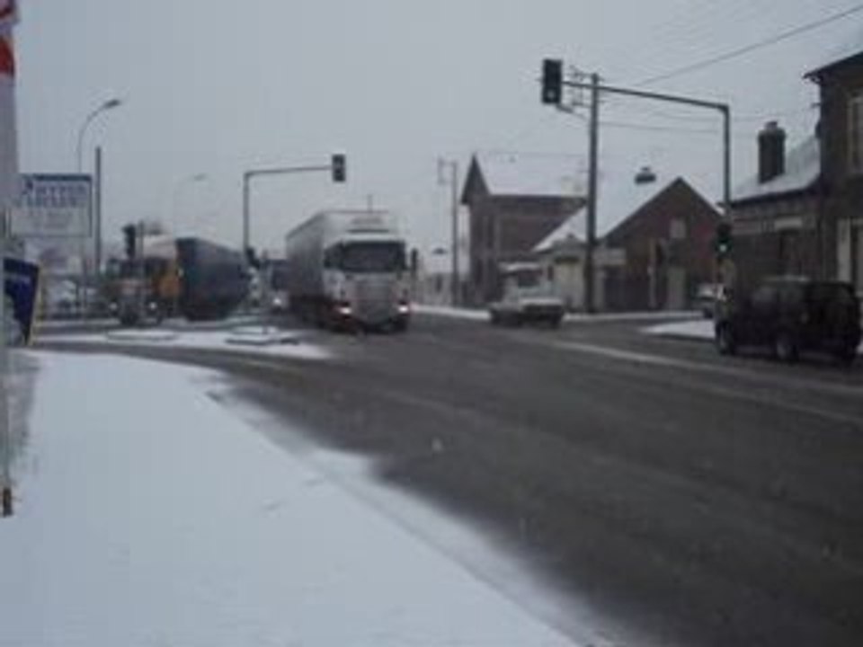 Plateau picard: Les grands axes routiers dégagés