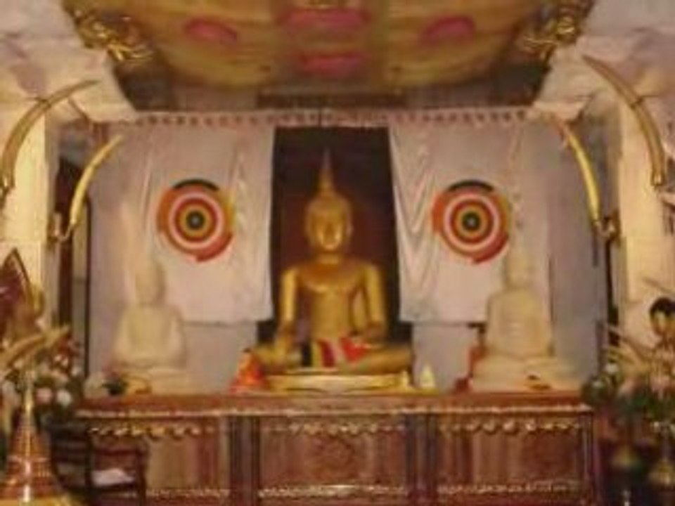 Le Temple de La Dent Sacrée de Bouddha