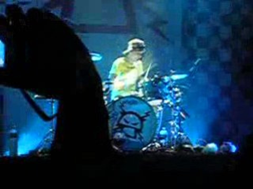 killerpilze bataclan 20/12/08 solo batterie