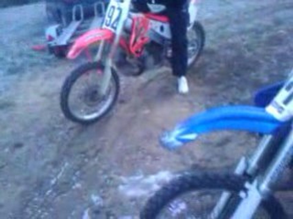 Dams en 250cr