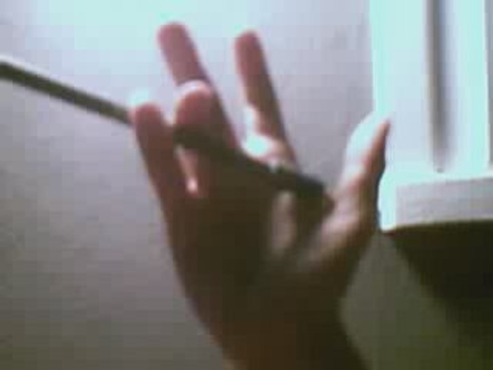 leçon de penspinning #8: le sonic 34-23 Reverse