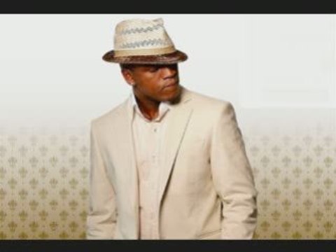 Busta Rhymes ft NeYo & Missy Elliot - Freakin you