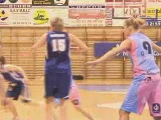 ARRAS S'INCLINE FACE A TARBES