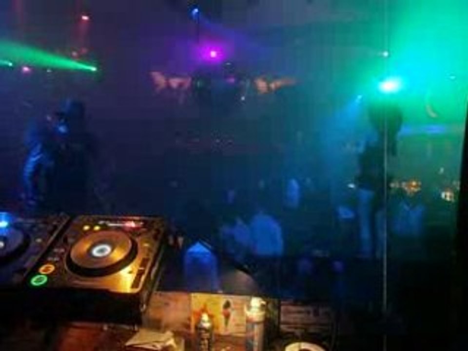 Djludoladiva @ 28 anys chic roses 221108 part1