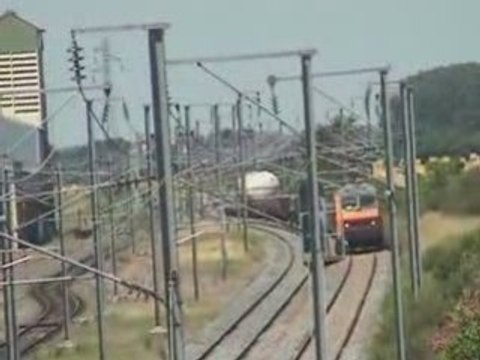 trains sncf pres de Moulins