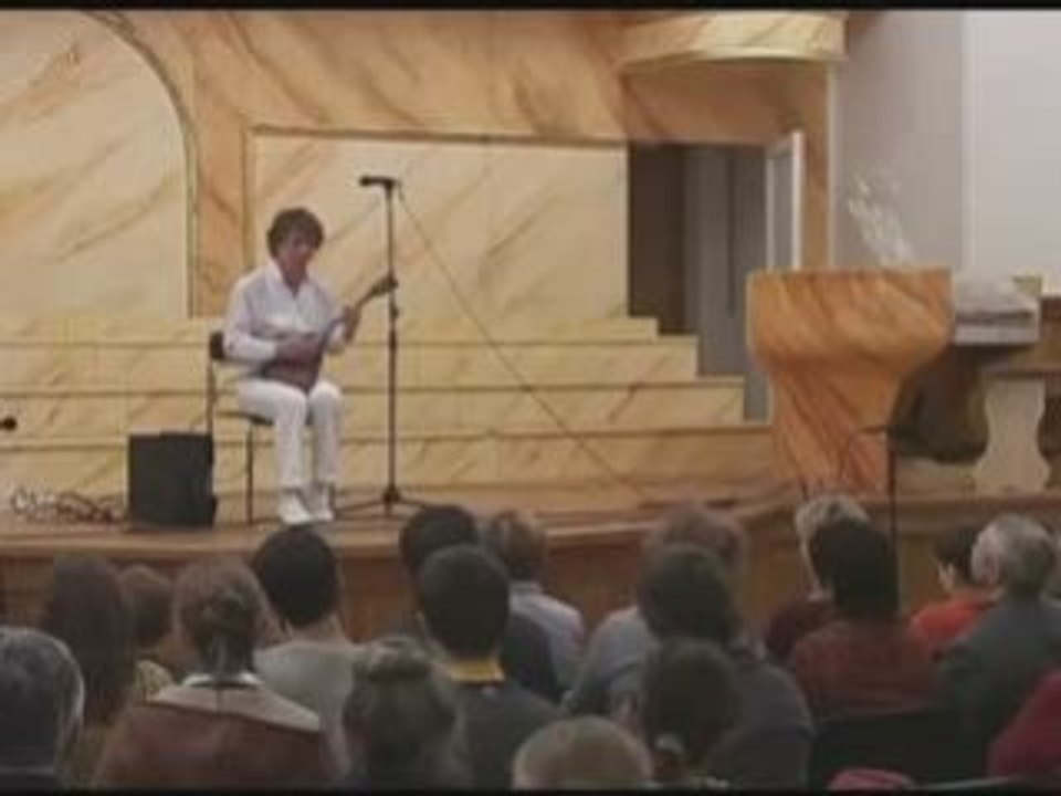 Alexei Arkhipovskiy et sa balalaika.