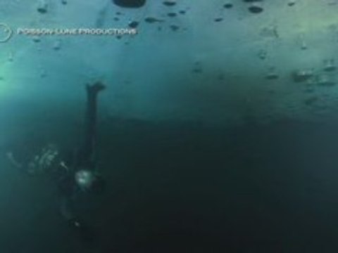 Apnée sous glace avec Guillaume Nery à Orcières Merlette